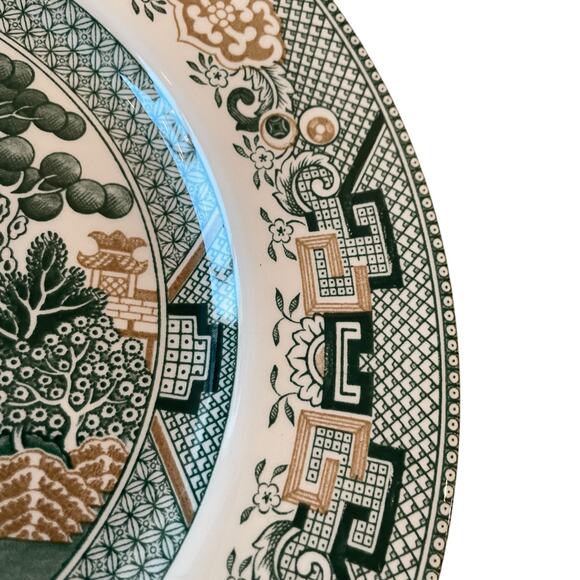 Royal Stafford Dinner Plates 11in Green & Gold Willow Pagoda Set of 4 New - Picture 10 of 16